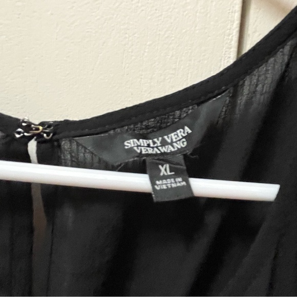 Black Simply Vera Wang Tank Top, Sheer Top Panel, Silky Material Feel, Size XL - Picture 3 of 12